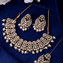 VOJ Gold Plated Stone Studded Designer Choker With Earrings And Maang Tikka Set-image-13