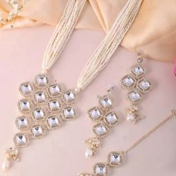 VOJ Gold Plated Stone With White Beaded Long Necklace With Earrings And Maang Tikka Set-image-19