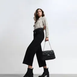 Vero Moda Black Blended Relaxed Fit High Rise Jeans-image-24