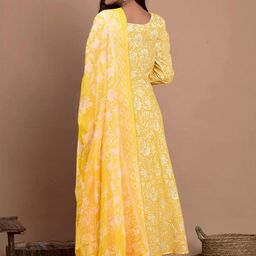Anouk Rustic Women Floral Printed Kurta with Trousers & Dupatta-57