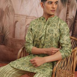 Sangria Floral Printed Regular Pure Cotton Kurta with Trousers-13
