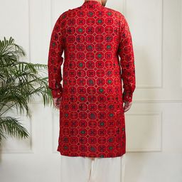 VASTRAMAY Plus Size Abstract Printed Mandarin Collar Kurta With Patiala image 5