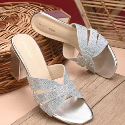 Pelle Albero Women's Silver Ethnic Sandals-image-43