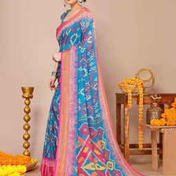 KALINI Ethnic Motifs Poly Chiffon Ikat Saree-2