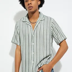 max Men Spread Collar Vertical Striped Cotton Casual Shirt-image-45