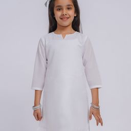 Vastramay Cotton Three Fourth Sleeves Solid Kurta - White-picture-30