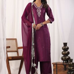 INCHEME Floral Embroidered V Neck Kurta With Palazzos & Dupatta-picture-44