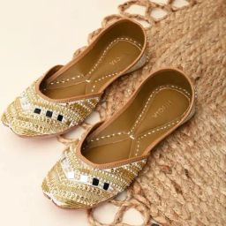 Rocia by Regal Women's Gold Ethnic Juttis-image-88