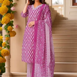 Banwaree Floral Printed V-Neck Pure Cotton Straight Kurta With Trousers & Dupatta-image-42
