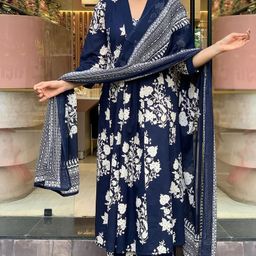 DIVASTRI Ethnic Motifs Printed V Neck A-Line Kurta with Palazzos & Dupatta-picture-2