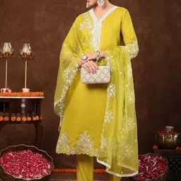Stylum Women Embroidered Regular Kurta with Trousers & With Dupatta-34