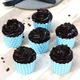 Chocoholic Cupcake Treat-image-36