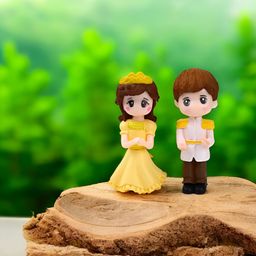 Spiaty Yellow Figurine Showpiece-image-1
