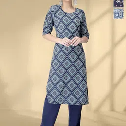 HERE&NOW Selection Of 3 Printed Straight Kurtas-image-91