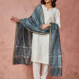 Fabindia Geometric Printed Cotton Silk Dupatta with Zari-10