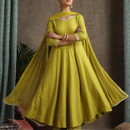Khushal K Women Floral Printed Regular Kurta with Palazzos & With Dupatta-56