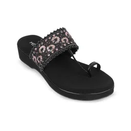 Metro Women Woven Design Wedge Mules-31