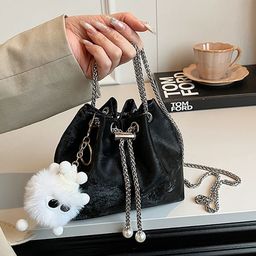 StyleCast x Revolte PU Swagger Handheld Bag-42