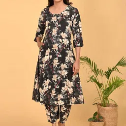 GOLDSTROMS Women Floral Printed Kurta with Trousers-image-47
