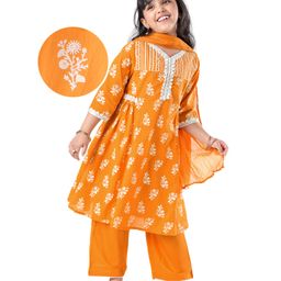 EARTHY TOUCH Cambric Woven Three Fourth Sleeves Kurta Salwar Set With Floral Print & Lace Detailing with Dupatta - Orange-image-45