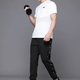 HRX by Hrithik Roshan Men Typography Print Regular Fit Joggers-image-84