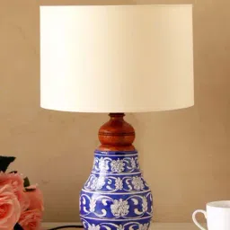 Unravel India 'Flower Motif Mugal Art' Blue & White Ceramic Table Lamp With Shade - Set of 1-15