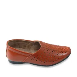 Tiny Bugs Kids Tan Mojri Shoes-image-98