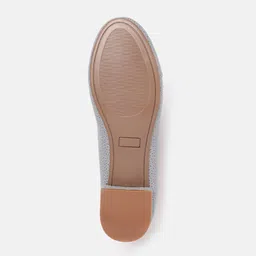 Van Heusen Textured Block Heel Pumps image 2