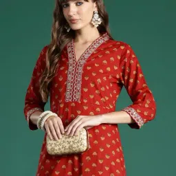 Indo Era Red Cotton Regular Fit Embroidered Kurta-picture-10