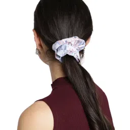 Aditi Wasan Multicolor Printed Scrunchies - Set of 5 image 3