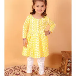 VASTRAMAY SHISHU Pure Cotton Full Sleeves Seamless Paisley Chikankari Embroidered Peplum Kurta With Leggings - Yellow-picture-31