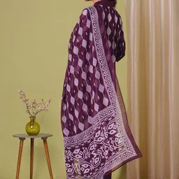 DIVASTRI Ethnic Motifs Printed V-Neck A-Line Kurta With Trousers & Dupatta image 3