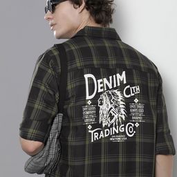 The Indian Garage Co Men Checked Pure Cotton Casual Shirt-image-27