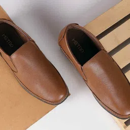 Metro Men Colourblocked Leather Slip-On Sneakers-image-45