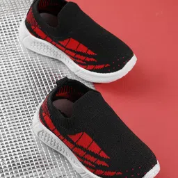 Jazzy Juniors Abstract Designed Slip On Sneakers - Black-picture-19
