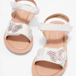 Pantaloons Junior Girls White Sandals-picture-41