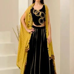 First Resort By Ramola Bachchan Golden Mirror Hand Embroidered Regular Fit Cape-picture-45