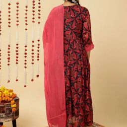 Jaipur Kurti Fuchsia Printed Flared Kurta With Dupatta image 2
