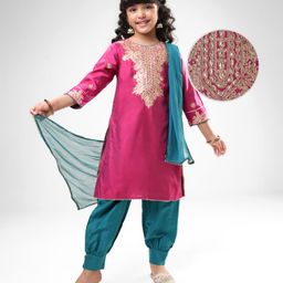 EARTHY TOUCH Viscose Three Fourth Sleeves Ghadwal Woven Embroidered Yoke Kurti Salwar Set With Dupatta - Purple-image-4