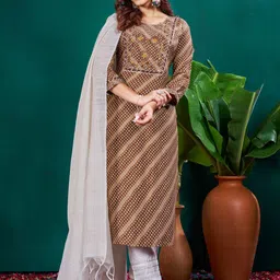 JULEE Women Ethnic Motifs Embroidered Regular Thread Work Kurta with Trousers & With Dupatta-picture-15