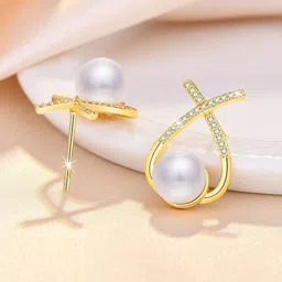 DressBerry Teardrop Shaped Studs Earrings-10