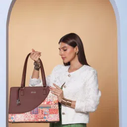 ZOUK Kutch Gamthi Printed Tote Handbag image 1