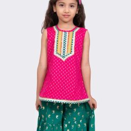 Twisha Girls Pink & Green Cotton Regular Fit Printed Suit Set-image-53