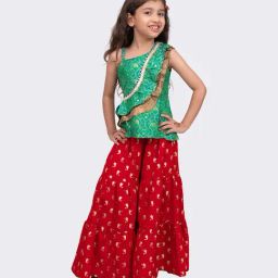 Twisha Girls Green & Red Regular Fit Printed Suit Set-picture-3