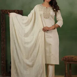 Span Ethnic Motifs Printed Notch Neck Pure Silk Straight Kurta With Trouser And Dupatta-12