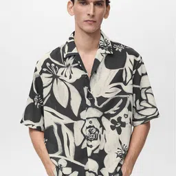 MANGO MAN Floral Printed Casual Shirt-image-27