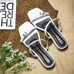 JM Looks Party Block Sandals-45