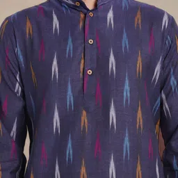 SKAVIJ Men Printed Regular Pure Cotton Kurta with Pyjamas image 3
