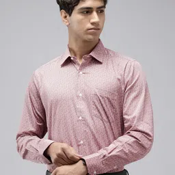 Van Heusen Custom Fit Geometric Printed Pure Cotton Formal Shirt-image-31