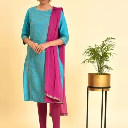 W Pink Woven Pattern Dupatta image 3